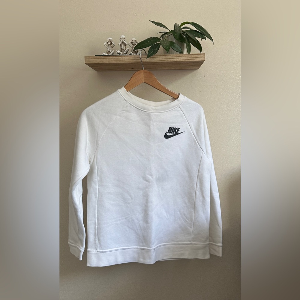Nike crewneck